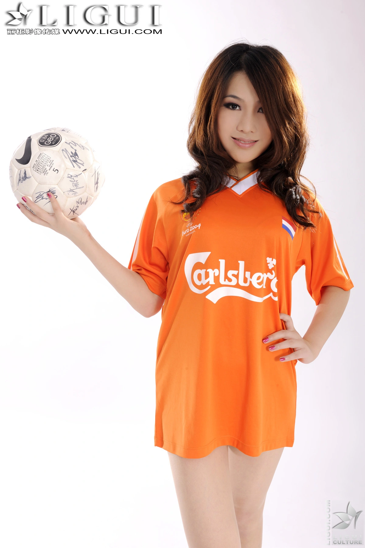 2011.09.30 丽柜铿锵玫瑰 model 文静 1
